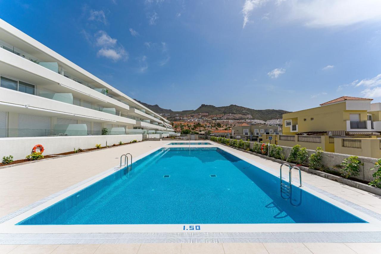 Modern New Apartment Las Terrazas De Costa Adeje. Heated Pool, Big Terrace And Private Parking Exterior photo